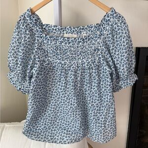 Doen Frances Top Cornflower Hillside Bloom